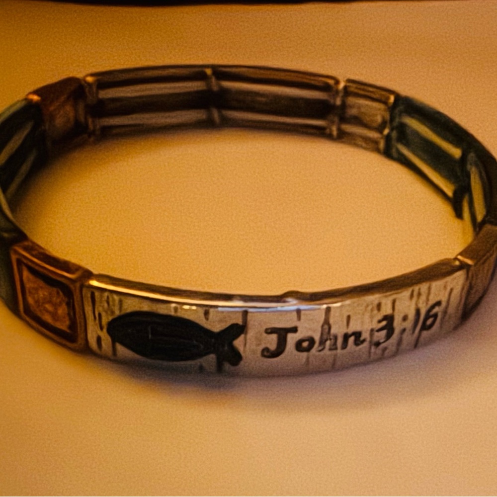 Bracelet with John 3:16